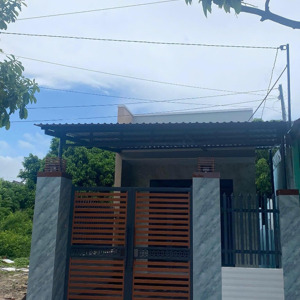nhà siêu hợp lý mặt tiền đường nhựa lê duẩn rộng 23m cần bán