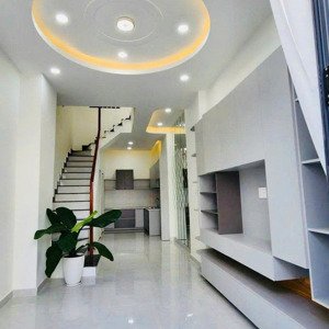 nhà quận 12 đẹp chỉ 750 triệu ngay ngã tư ga 2 tầng, 2pn, sát gò vấp kdc đông đúc