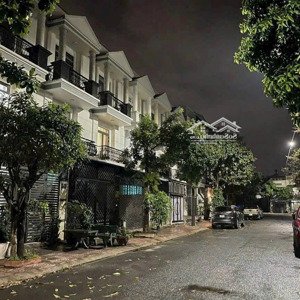 cho thuê nhà 4pn 4wc full nội thất phúc đạt phú lợi