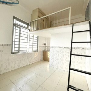 cho thuê phòng ban công cửa sổ trời giá hạt dẻ 2tr6, lê trọng tấn, bhh