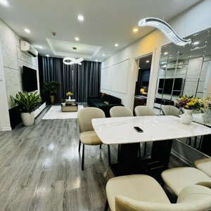 cần cho thuê ch 3pn dt:120m2 full nội thất giá chỉ 16tr khu trung tâm ngoại giao đoàn, hướng mát