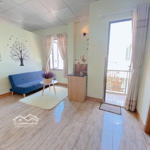 cho thuê phòng quận 4 có ban công full nội thất, thang máy