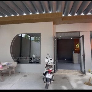 bán nhà mặt tiền đường nguyễn đức thuận, diện tích : 10 x 22 ( thổ cư 100m )