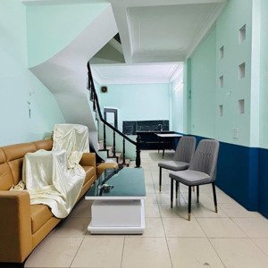 nhà ngõ 211 khương trung dt sd 32m2 x 4 tầng, 5 phòng ngủ, giá chào 6,2 tỷ