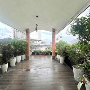 nhà 4 lầu mới như hình xây để ở vô xem sẽ thích nguyễn thị kiêu