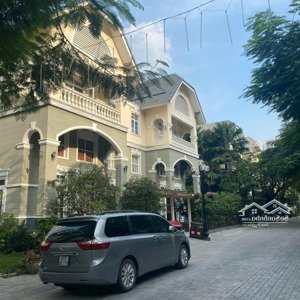 tôi cần bán biệt thự vip sân vườn kim long sát gần lotte q7: 10x21m trệt 3l call 