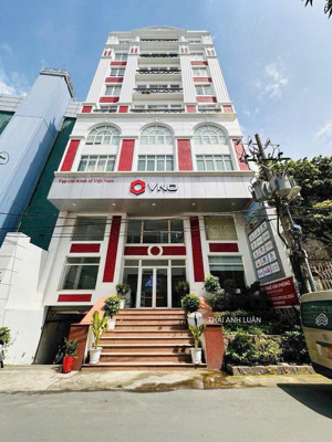 chủ ngộp bank bán gấp mặt tiền cộng hoà, tân bình. 193.5m2(8,2x24m) - hầm 8 tầng, 46 giảm còn 42 tỷ