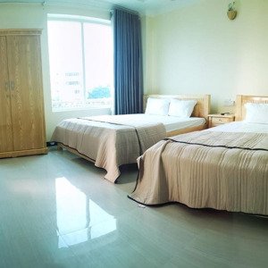 bán nhà nghỉ đường lê lợi, cách biển 50m trường sơn, sầm sơn, thanh hóa, 30 tỷ, 237m2, giá siêu hời