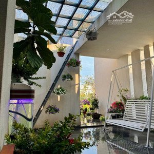 bán căn villa nhỏ xinh 3 tầng sẵn giòng tiền hàng tháng, gần biển thanh khê, đà nẵng