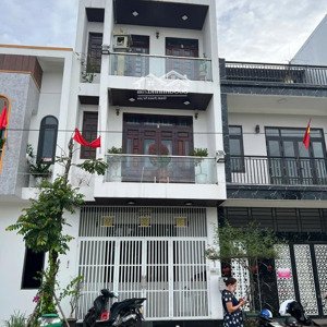 chính chủ cần bán gấp nhà riêng,hương sơ , huế, giá siêu rẻ-2,8 tỷ,195m2, 4pn, 5wc, 1pk, 1pt 3 tầng