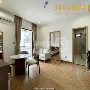 siêu phẩm 1pn vừa hoàn thiện - đầy đủ gym, pool - nội thất chuẩn cao cấp mới 100% nằm kế bên metro