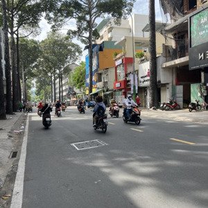 mt kinh doanh chuyên thu mua bán vàng lớn nhất nhì q5 . giá bán 19,8 tỷ