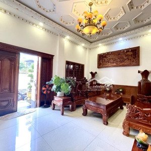 biệt thự phường 9 gò vấp nội thất gỗ quý hơn 10 tỷ giá cực tốt dt230m2 -4 tầng