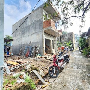 1,45tỷ tl
bán đất sổ riêng 66,2m2 cách đường nguyễn hữu cảnh 50m, p.bình nhâm, tp.thuận an
