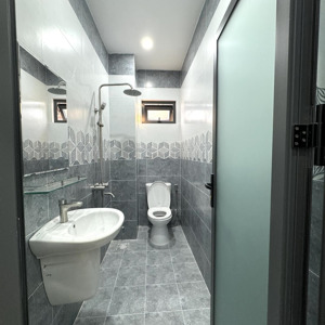 nhà 2 lầu và sân thượng 52m đường số 2 tnpb thủ đức