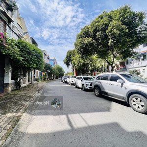 giảm 2tỷ bán gấp dãy trọ sẵn thu nhập ngay công viên thông ra hoàng diệu 2. ngang 11m, vuông vức
