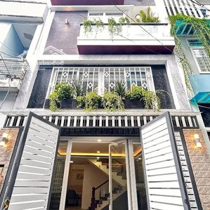 chủ kẹt tiền cần bán gấp nhà hẻm 5m 68 đồng nai, p15, q10, 61,5m2, giá 4 tỷ390, sổ hồng riêng