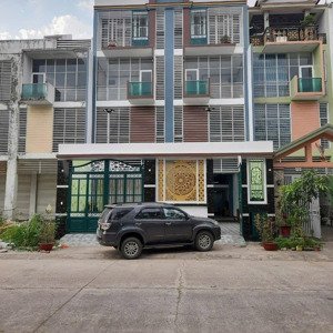 cho thuê nhà phố diện tích diện tích 10x25.