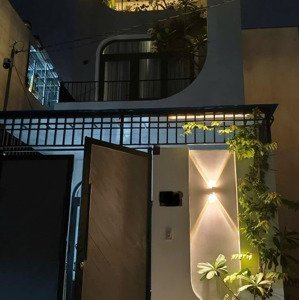 cô hai bán nhà mặt tiền hoàng hoa thám, tân bình- giá:4.05tỷ/ 81,6m2 (6mx13,6m). gần nhà ga t3