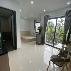 cho thuê phòng khép kín cao cấp mặt phố ngọc thuỵ - full nội thất - thang máy - giá 5.5tr/ tháng
