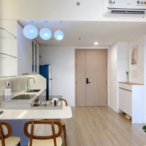 cần cho thuê 2pn lumiere boulevard, full nt, bao phí quản lý, 8 triệu