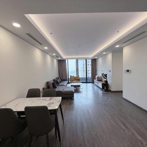 cho thuê gấp căn hộ chung cư 4pn full đồ bên ngoại giao đoàn toà no1t6