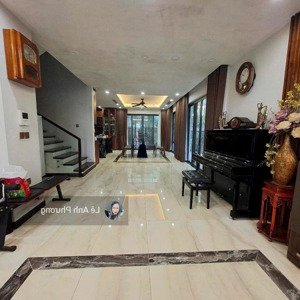 chính chủ cần bán căn song lập gamuda, nhà full nt cực đẹp. giá : 50.5 tỷ. lh : 