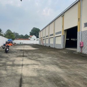 kho xưởng cho thuê quận 12 , dt: 2,700m2 và 4,500m2 , đường container 24h