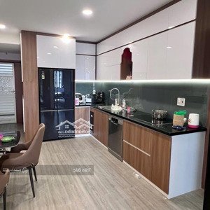 bán nhanhgateway nhanh 74m2 có 2pn, 2wc vị trí giếng trời, view nội khu
giá: 3 tỷ 2 lh: 