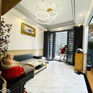 bán gấp nhà 4 tầng, 5pn, 45m2, đường huỳnh tấn phát, quận 7, giá chỉ 6,8 tỷ
