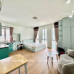 studio cửa sổ lớn, ban công xịn ngay điện biên phủ q10, cạnh bv bình dân, thang máy bảo vệ 24/7