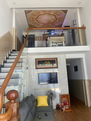 bán nhà gần biển-44m2-2tầng-2pn-ôtô 7m-hòn xện-vĩnh hoà-nha trang-chỉ 2ty7