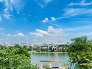 kẹt tiền cần bán nhanh nhà phố view hồ lakeview city giá 22.8 tỷ nhà đã hoàn thiện. lh: 