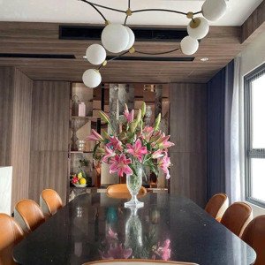 em cần cho thuê căn hộ 3pn full nội thất đẹp, giá mềm