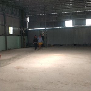 cho thuê kho xưởng 350m2 giá 15 triệu tại hóc môn tphcm, đường xe container
