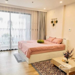 mời thuê căn hộ studio 29m2 đủ đồ ban công hướng nam toà h2 haven park ecopark.lh ạ