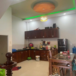 bán nhà 3 tầng tđc phước long 65m2 full nội thất giá 6,6 tỷ, sổ hồng