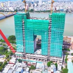 shop chân đế ngay cầu rồng 67 tr/m2
