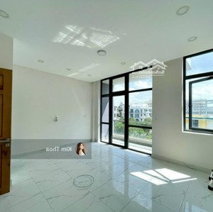 tầng 4 vạn phúc 5x12m sàn, ngăn 2 phòng, view đẹp, có thang máy, máy lạnh, wc riêng. giá rẻ 7 triệu
