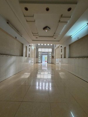 nhà đường 18 (lê văn quới) (4 x 25) 1 lửng 5 lầu 8pn, 7wc, đường 8m thông