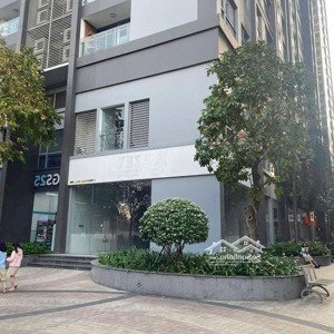 shophouse mặt đường lớn,giá tốt nhất thị trường tại vinhomes central park giá chỉ :170tr/tháng