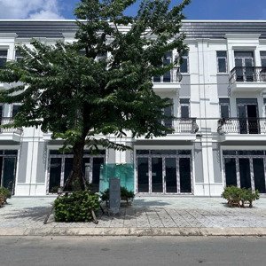 bán căn nhà khu đô thị đồng bộ ven sông 4.8x20m hướng đông nam 4,07 tỷ, 96m2 kđt sinh thái chánh mỹ