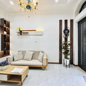 tầm tiền - lô góc - dt 30m2, 5t, mt 4.9m 5.85 tỷ kim giang - hoàng mai, 2 mặt thoáng tặng nội thất