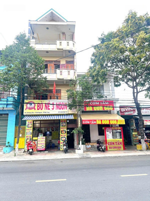 bán nhà mặt tiền hoàng diệu nha trang cách biển 350m có dòng tiền hàng tháng