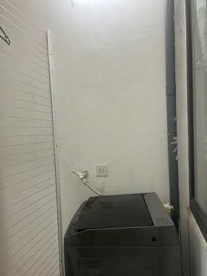 hoàng hoa thám - máy giặt riêng - full đồ - thoáng sáng. 4tr3/tháng