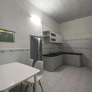 BÁN NHÀ ĐẸP HẺM Ô TÔ HÒA TRUNG – CÁCH ĐƯỜNG CHÍNH CHỈ 30M