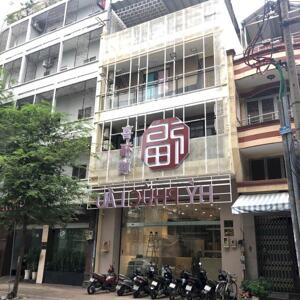 Bán nhà mặt tiền 26 - 28 Tản Đà, P. 10, Q. 5, DT: 7mx 18m KC: 3 tầng - HĐ: 200 tr/th - Giá: 55 tỷ