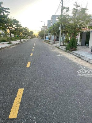 bán lô đất đường đỗ quỳ, hướng đông nam, gần cầu hòa xuân