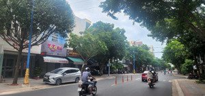 siêu hiếm, bán căn tòa 3 tầng, mặt tiền lương thế vinh, phường 9, tp vũng tàu. ngang 11m, giá 18 tỷ