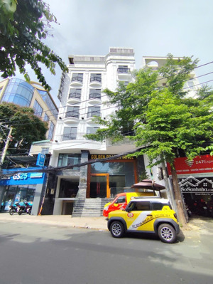 bán khách sạn 3 sao, mt yên thế, tân bình, 12 x 25m, nở hậu 15m, hầm 7 tầng, có hđ thuê 400tr/th